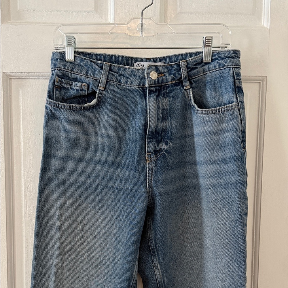 Zara Medium Blue Straight Jeans